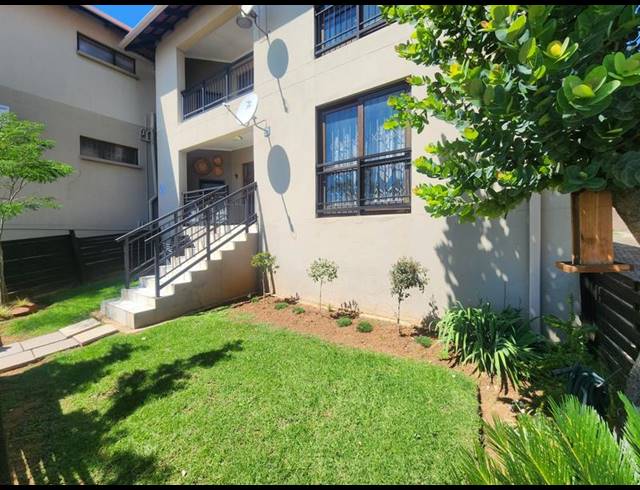 2 BEDROOM TOWNHOUSE FOR SALE IN MEYERSDAL